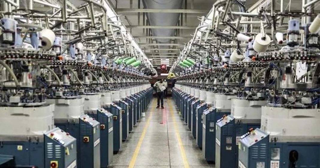 Mixed Trends in Pakistan’s Large-Scale Manufacturing: April Sees Growth, FYTD Declines Persist