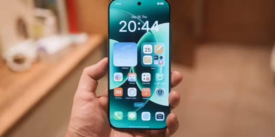 Xiaomi 18 Leak Suggests Larger 2K Display and Massive Battery Upgrade