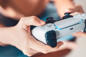 Anthropic’s Claude Fable 5 Can Build Playable Games from a Single Prompt, Says New Report